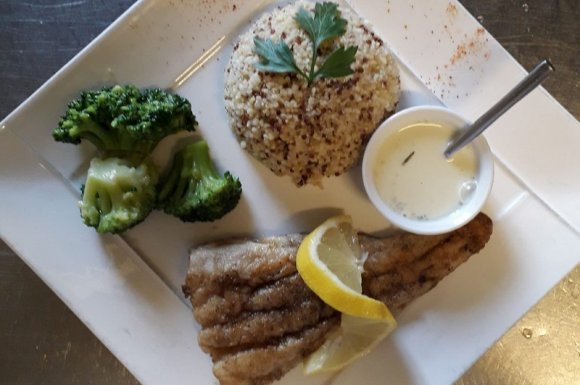 Restaurant proposant une formule plat du jour le midi Porte-de-Savoie