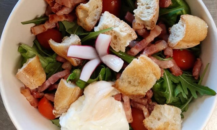 Restaurant avec formule plat du jour fait maison à base de produits frais à Montmélian 